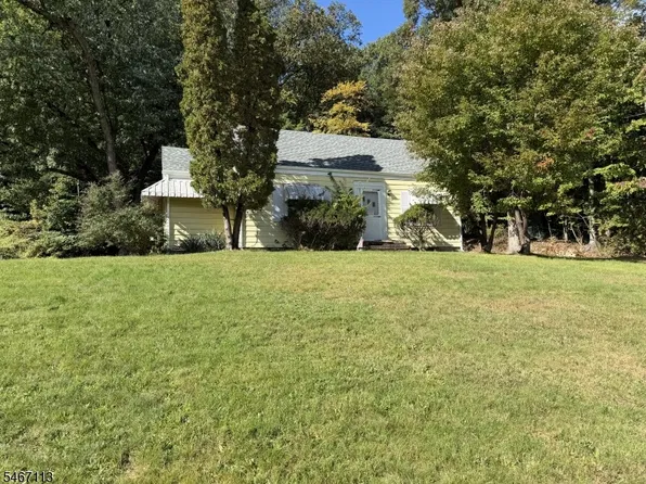 304 Goffle Rd, Hawthorne Boro, NJ 07506