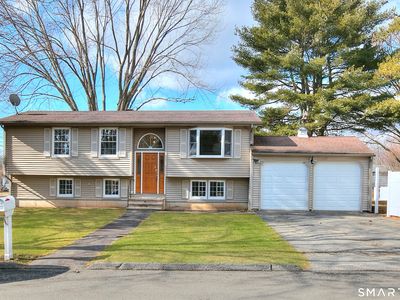 6 Vernon Court, Milford, CT, 06461