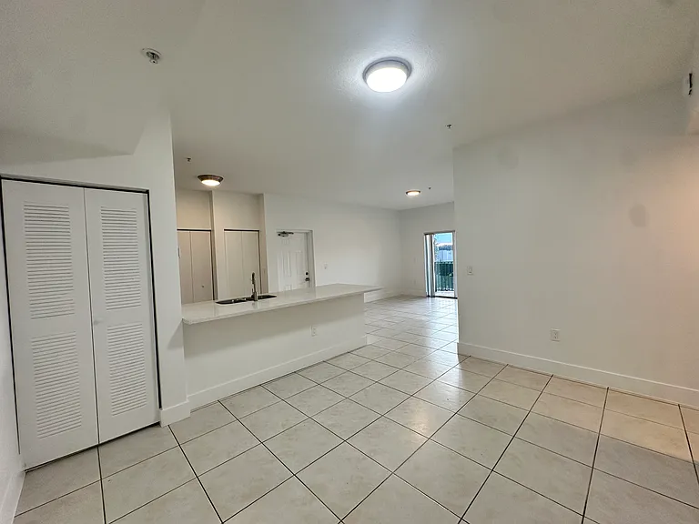 7290 NW 114th Ave #202 — Photo 10