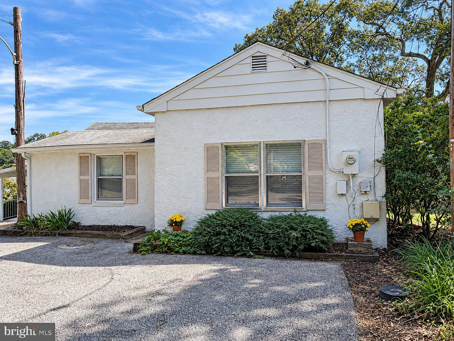 1 bed, 1.0 bath, 606 sqft, $2,000 — Photo 2