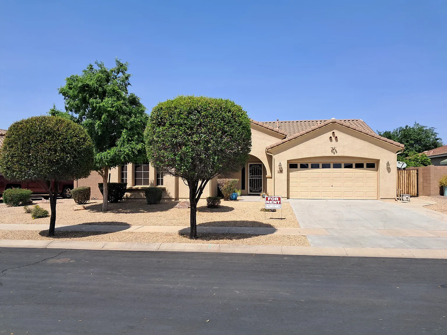 E Tiffany Way, Gilbert — Photo 1