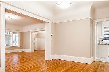 3rd image of 1916 21st St #2