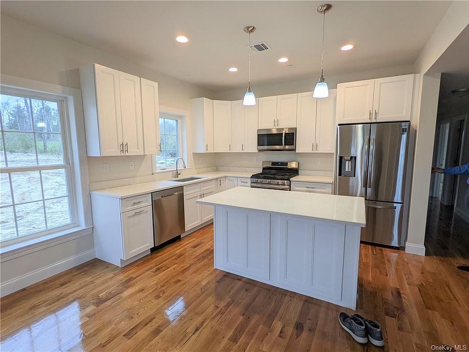 1st image of 5103 Pankin Dr