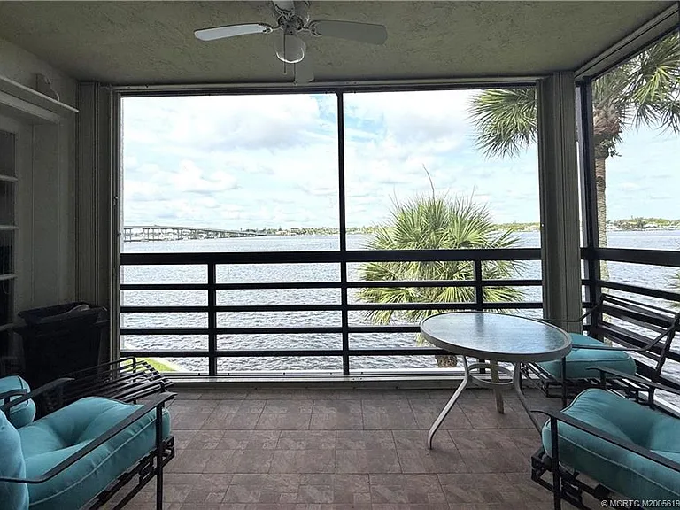 1950 SW Palm City Rd #13307 — Photo 6