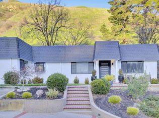 1550 Springbrook Rd, Walnut Creek, CA 94597