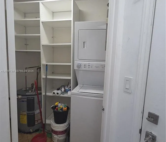 9437 Fontainebleau Blvd #202 — Photo 50