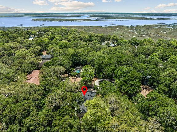 3rd image of 5332 Florence Point Dr