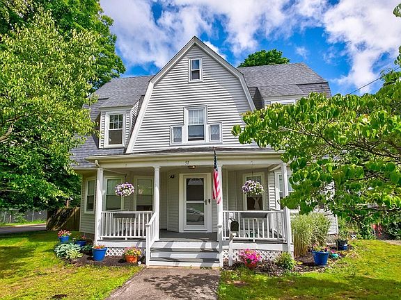 2nd image of 51 Beechwood St