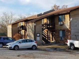 1223 Noah Dr APT 4, Imperial, MO
