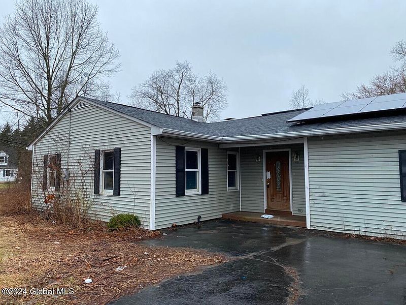 4th image of 1195 Schodack Landing Road