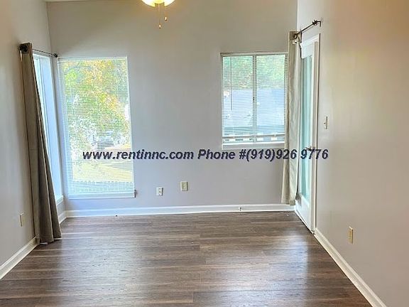 5th image of 549 S Moore St #206