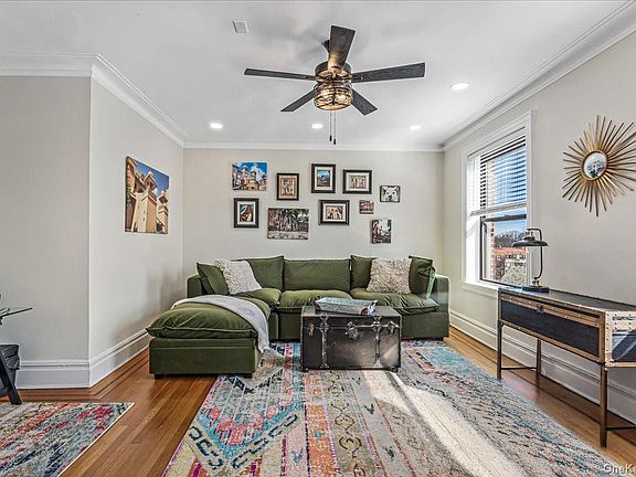 4th image of 37 Brompton Road #6D