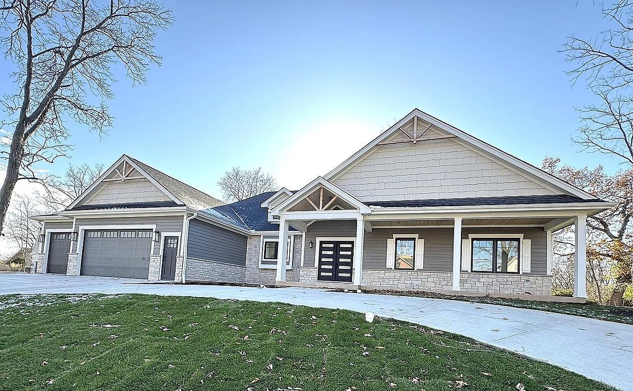 1620 Prestwick DRIVE #20-43