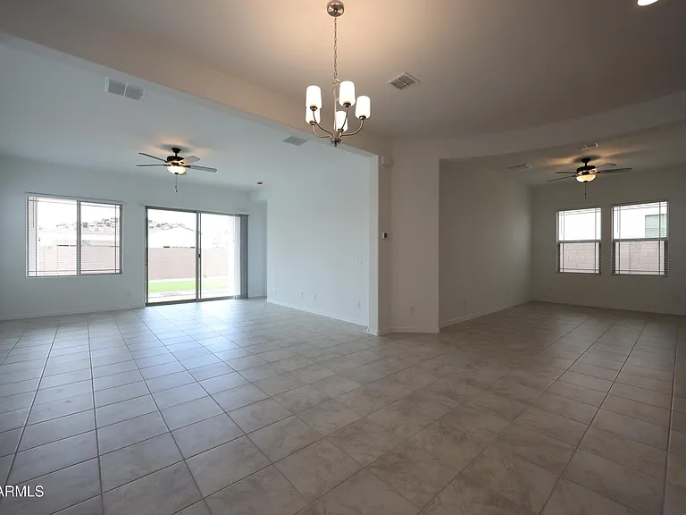 7683 W Smoketree Dr — Photo 5