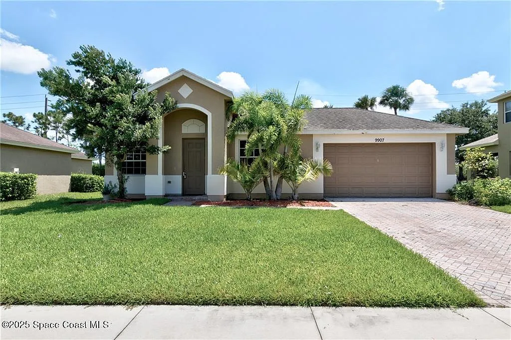 Building Photo - 9907 E Verona Cir