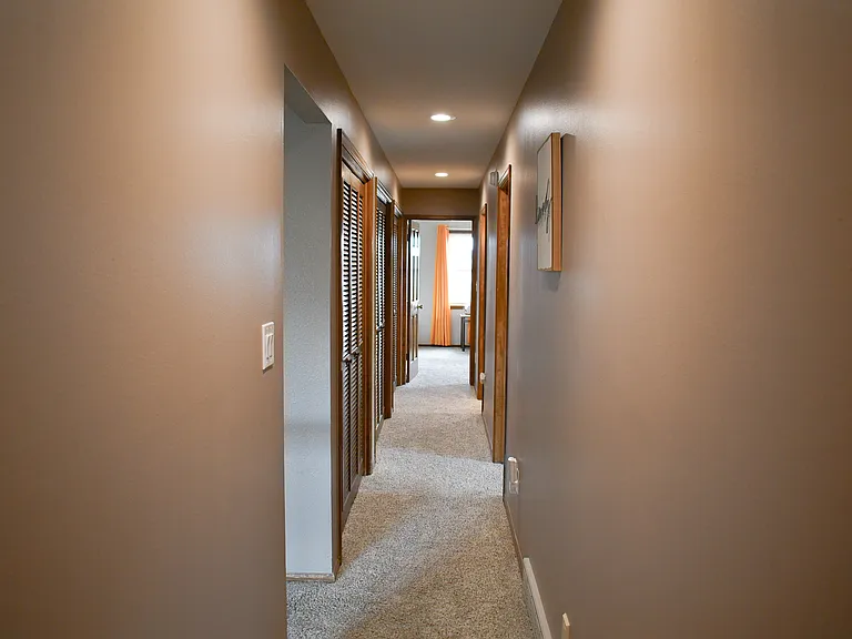 1020 Point Of The Pines Dr — Photo 28