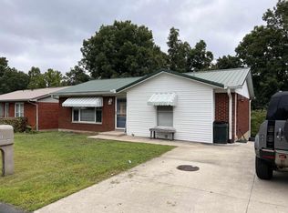 1223 Crestview Dr, Raceland, KY 41169