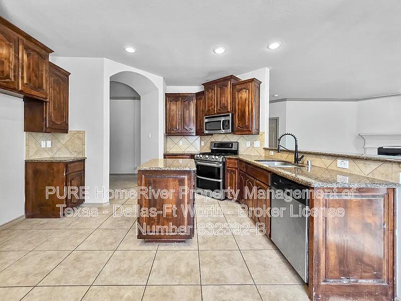 7617 Yearling Way