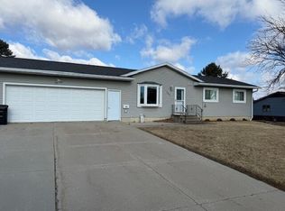 705 N Hokah St, Caledonia, MN 55921