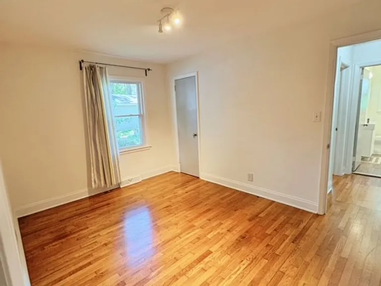 3028 Dixon Rd — Photo 12