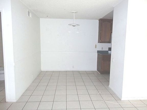5th image of 1309 Parkside Dr