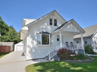 5914 33rd Ave, Kenosha, WI 53144