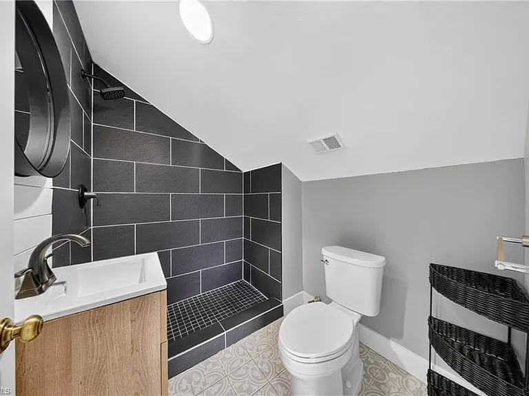 5191 Coral Wood Dr — Photo 28