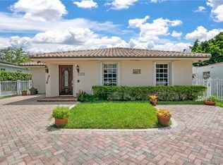 6320 SW 30th St, Miami, FL 33155