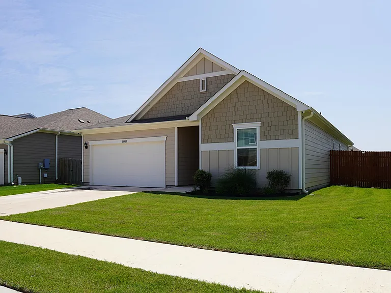 13905 Charles Abraham Way — Photo 1