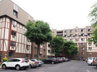 2 Elmwood Park Drive #504, Staten Island, NY 10314