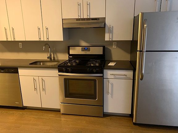 2nd image of 3660 Waldo Ave #J2