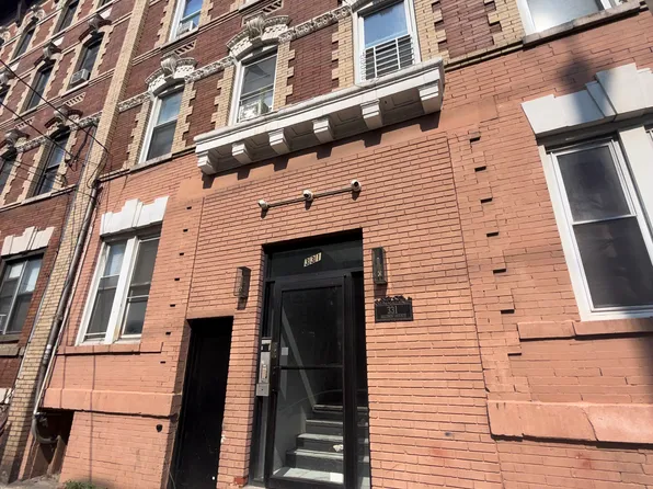 331 Baldwin Avenue image 1 of 11