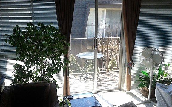 4th image of 1835 Tanglewood Dr Unit F