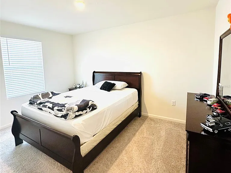 1053 Ambleside Dr — Photo 27