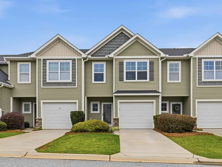 730 Elmbrook Dr — Photo 1