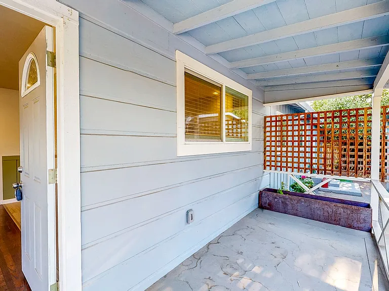 1720 Ditty Ave #A — Photo 6