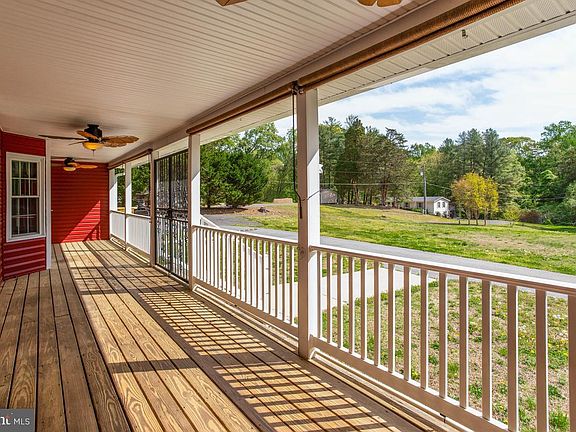 5th image of 400 Adelina Rd