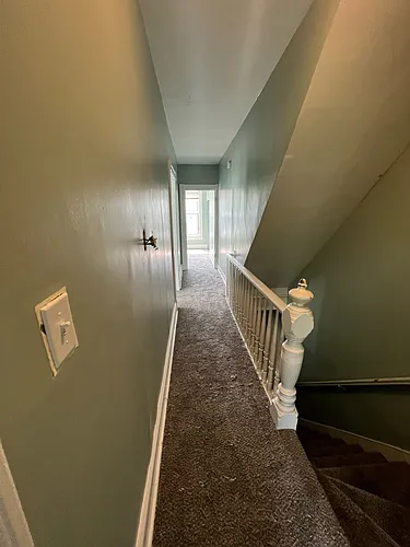 64 Fairview St Photo 1