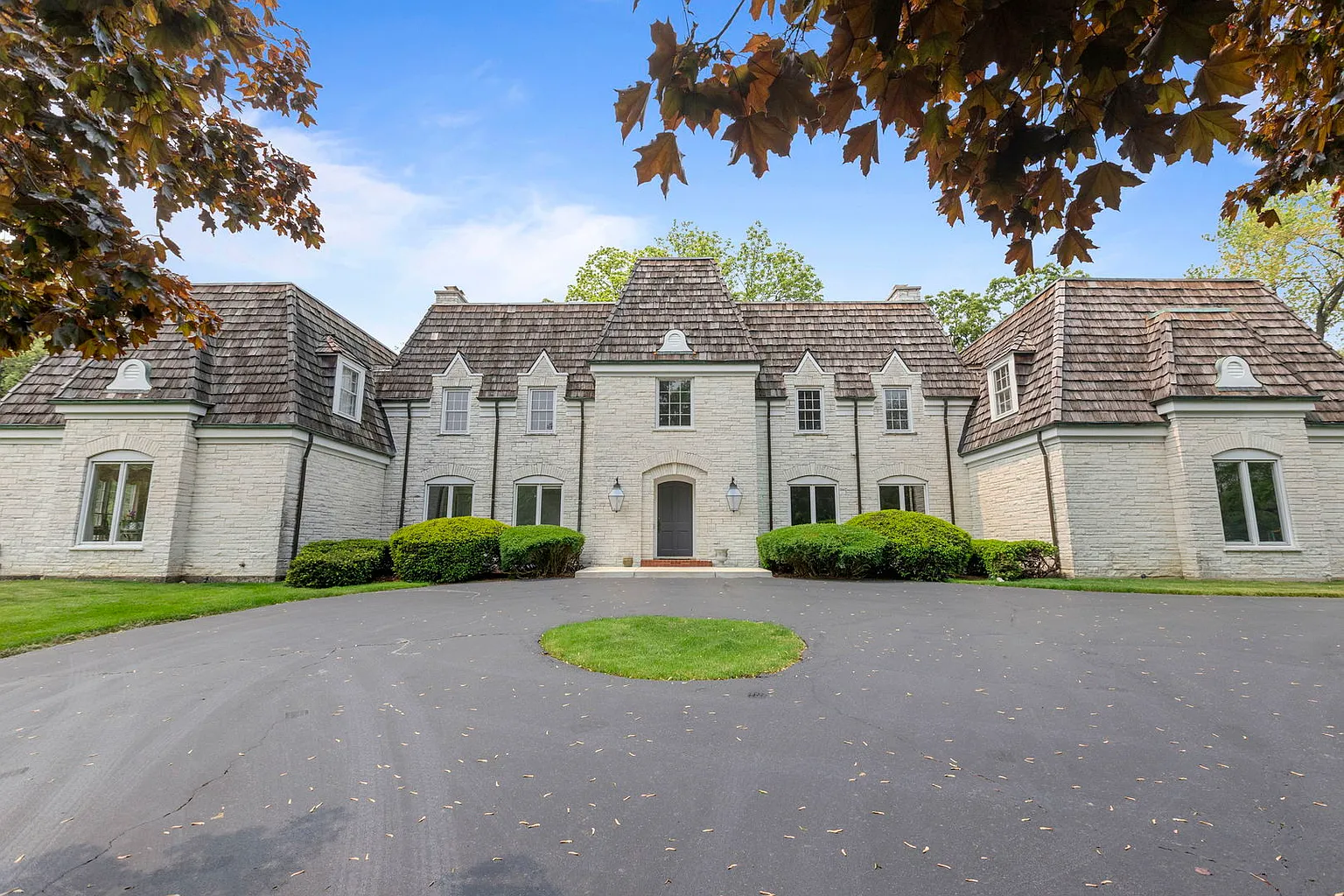 1800 Durham Dr photo 1