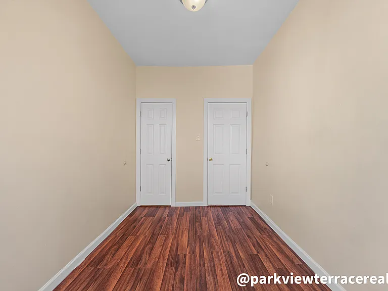 812 50th St #2 — Photo 12