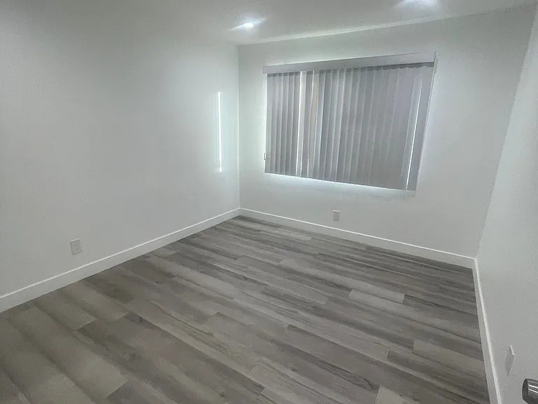 23909 Vanowen St — Photo 11