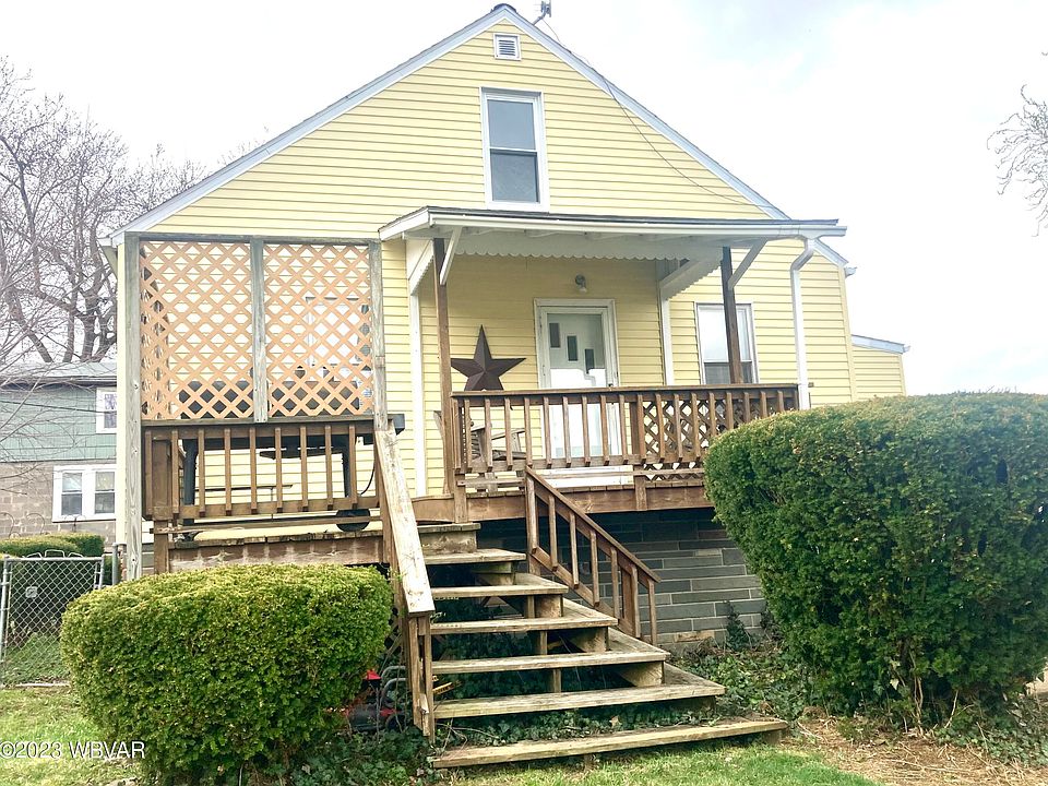 1st image of 456 Reynolds St S