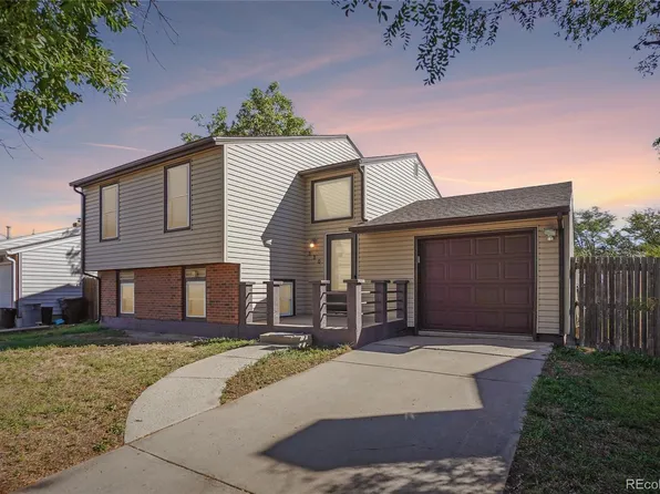 220 McKinley Drive, Bennett, CO 80102