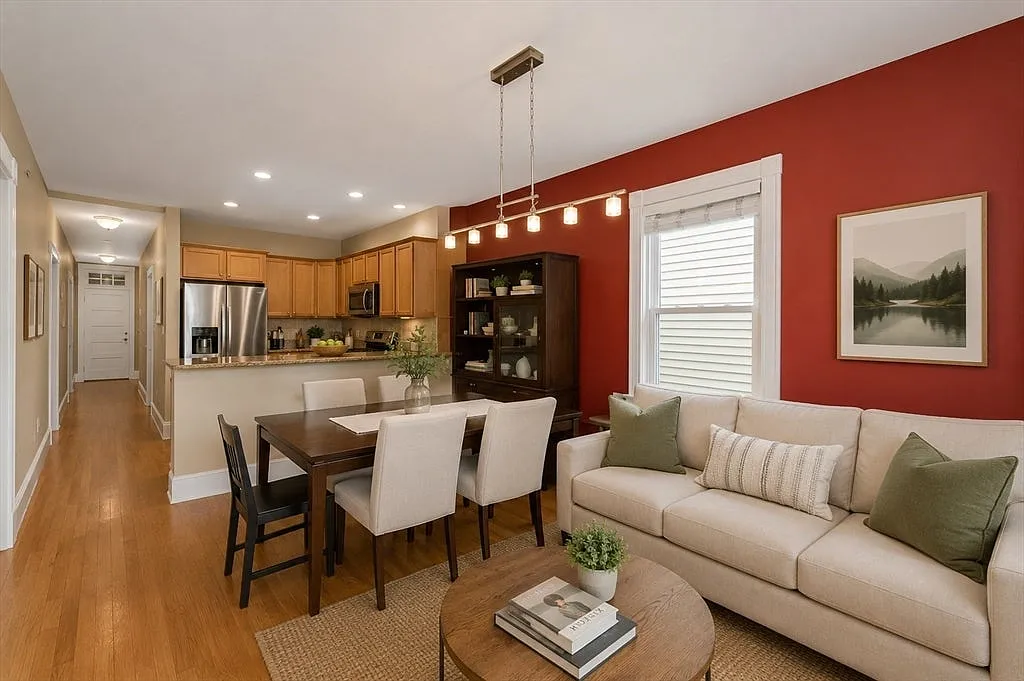 3 bed, 1310 sqft, $3,800 — Photo 4