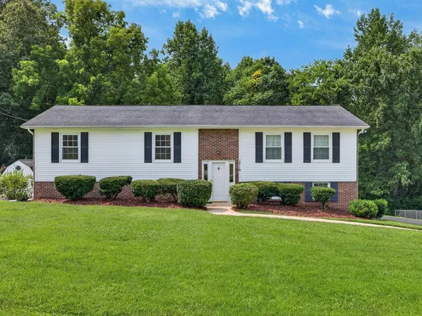 1716 Brookdale Ave, Cookeville, TN 38506
