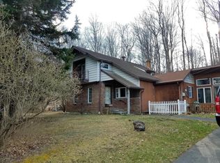 111 Clifton Beach Rd, Clifton Township, PA 18424