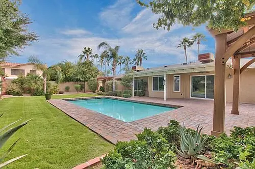 5448 E Beck Ln Photo 1