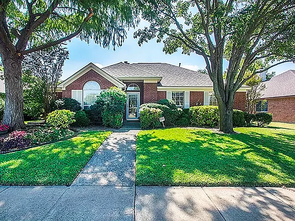 1416 Country Ln