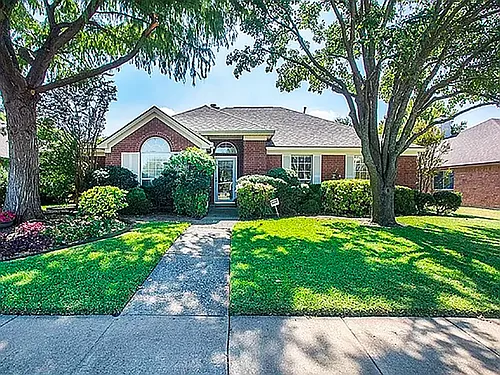 1416 Country Ln Photo 1
