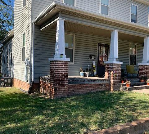 5th image of 403 S Hicks St